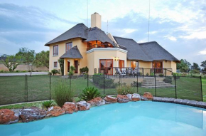 Гостиница Hoopoe Haven Guest House  Йоханнесбург